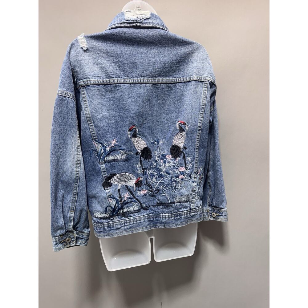 Crane Embroidered Blue Button-up Denim Jacket Destressed Detailing Women’s L - Picture 2 of 8